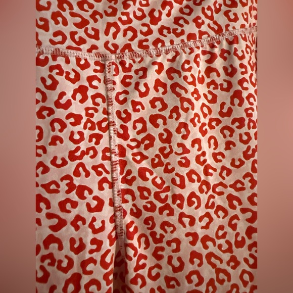 crown & ivy Red and White Patterned Leggings - Picture 2 of 3